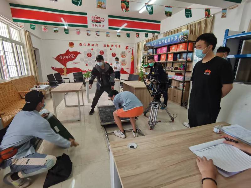 遵化市广告片拍摄公司：极简主义践行者，少即是多的视觉哲学